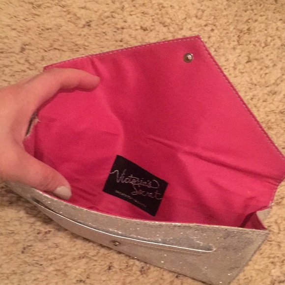 Handbag - Picture 4 of 5